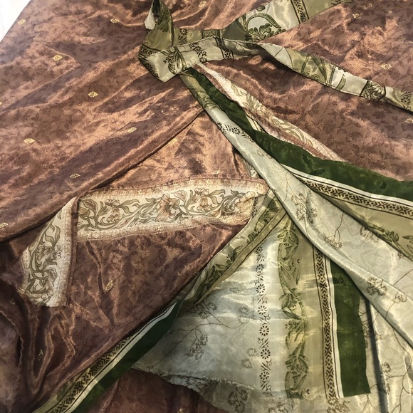 2 Magic Wrap Skirts - Picture 5 of 8